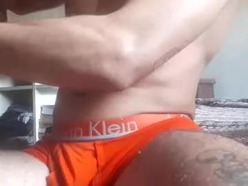 highcumming33 from Chaturbate