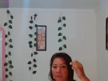 hiilarylove from Chaturbate
