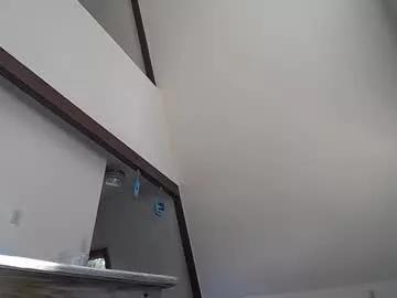 hippiezen from Chaturbate