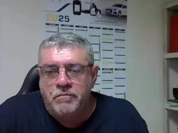 hippooldman from Chaturbate is Freechat