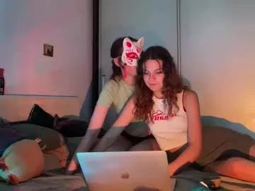 holly_and_doly from Chaturbate is Freechat