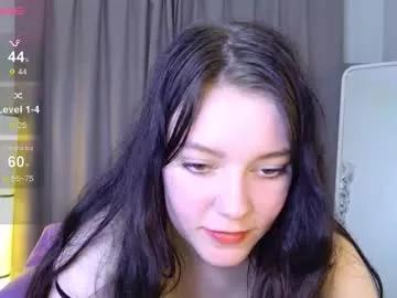 holly_kittenss from Chaturbate is Freechat