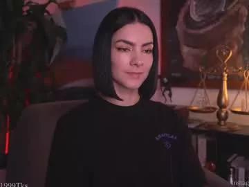 hollylinder_ from Chaturbate