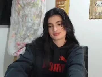 hollyshit_ from Chaturbate