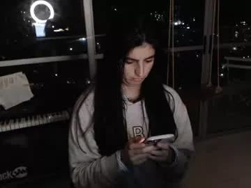 hollyshit_ from Chaturbate