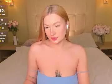 hollyylee from Chaturbate