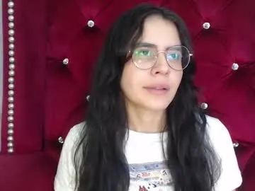 Freechat honeybuu_ on Chaturbate