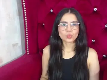 Freechat honeybuu_ on Chaturbate