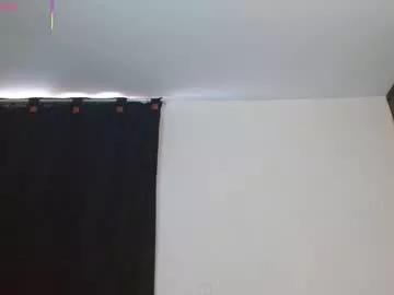 hoolly_jones from Chaturbate