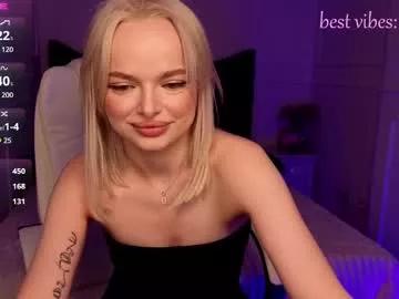 horny_blondiee from Chaturbate is Freechat