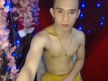 Freechat hotasianguyxxx on Chaturbate
