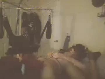 Hotcouple1319 from Chaturbate