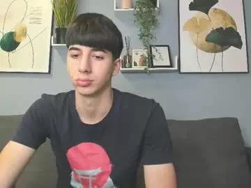 hotflirtyfella from Chaturbate is Freechat