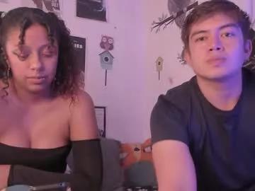 hothoneychile from Chaturbate