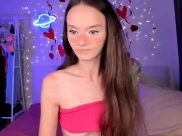 hottiesteverly from Chaturbate
