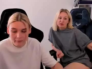 hottyblonds from Chaturbate