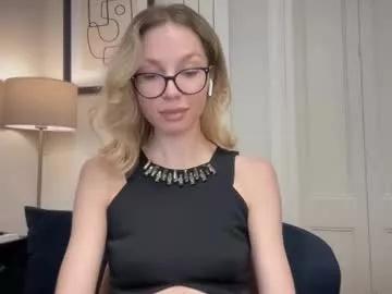 hottymilana from Chaturbate