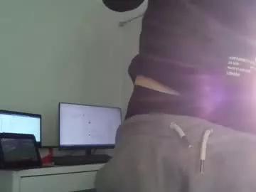Hungandhorny100 from Chaturbate