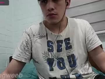 Hungweeb from Chaturbate