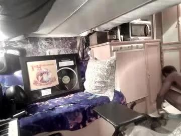 Ianknight72530 from Chaturbate