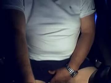 ikissuuuu from Chaturbate