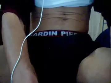 Ilboyxx from Chaturbate