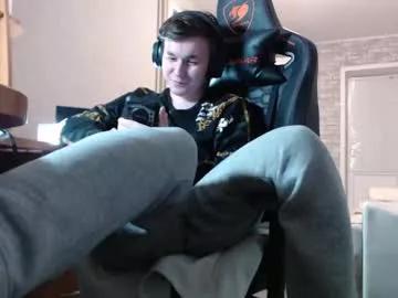 iliaskrisloveee from Chaturbate