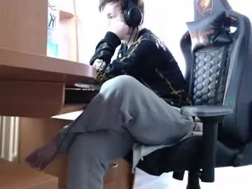 iliaskrisloveee from Chaturbate