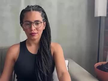 illaroom from Chaturbate