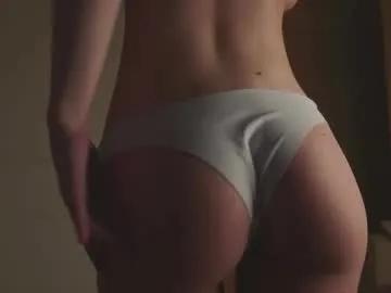 Illona_harriss from Chaturbate