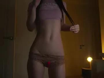 Illona_harriss from Chaturbate