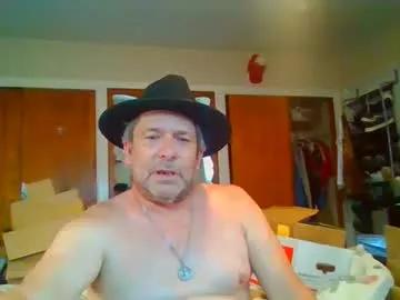 Ilovetoshowoffagain from Chaturbate