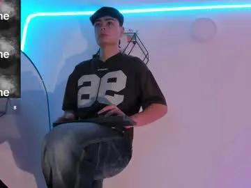 im_juaniito from Chaturbate is Freechat