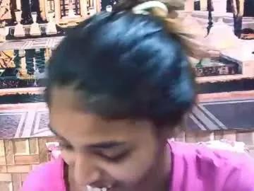 indiansexyslender4u2luv from Chaturbate