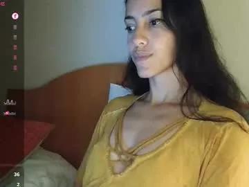 innocentlatiina from Chaturbate