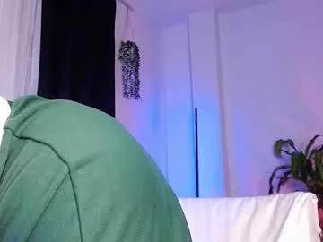isaac_saenz from Chaturbate