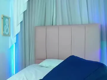 Freechat isabelledaza on Chaturbate