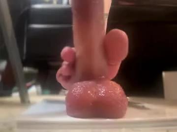 Ishouldntbeonhereagain from Chaturbate