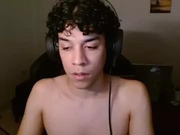 isidroglasc from Chaturbate