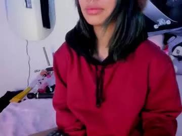 isisjones18 from Chaturbate
