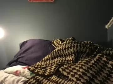 Itsthick13 from Chaturbate