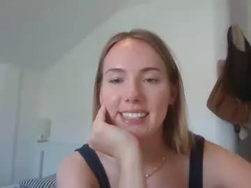 ivyyy1995 from Chaturbate