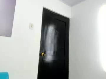 izzy_cum from Chaturbate