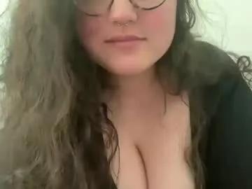 Jadeskyxo from Chaturbate
