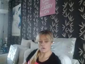 jakkilouise from Chaturbate