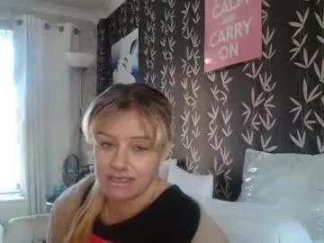 jakkilouise from Chaturbate
