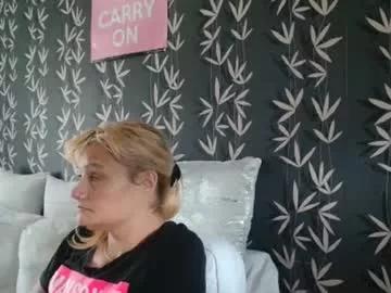 jakkilouise from Chaturbate