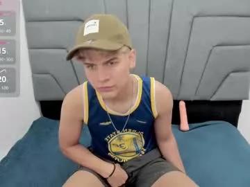 Javierdiisousa from Chaturbate