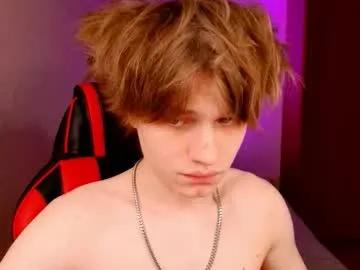 Jeffreyue from Chaturbate