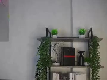 Jeninedapinto from Chaturbate